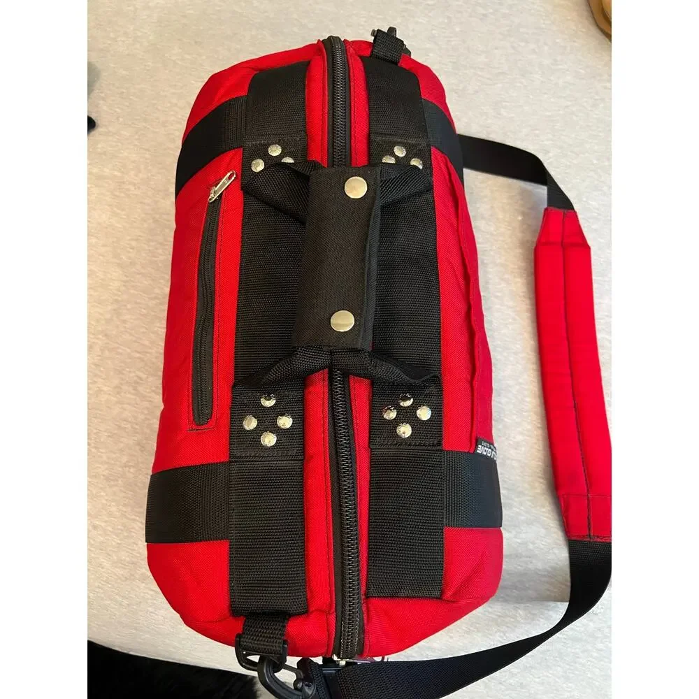 Club Glove Waikoloa Hawaii vintage small red duffel bag carry on bag luggage gym